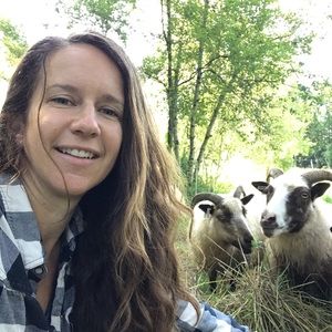 Meet your Posher, Kelly